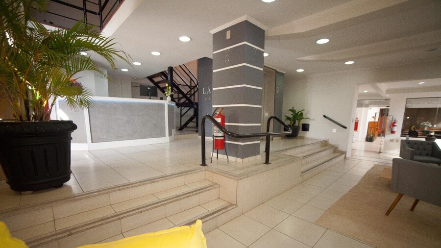 Láparos Hotel