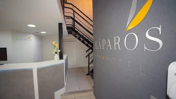 32-inch flat-screen TV with cable channels, TV