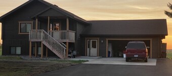 Hunting Lodge in Beautiful Palisade, MN!