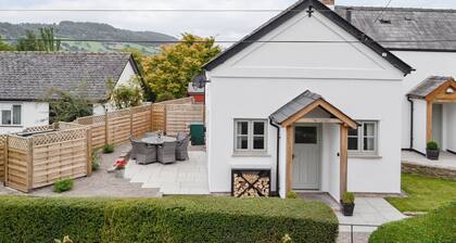 2 bedroom accommodation in Grosmont, near Abergavenny