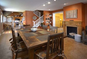Dining - 305 Third Street (Crested Butte)