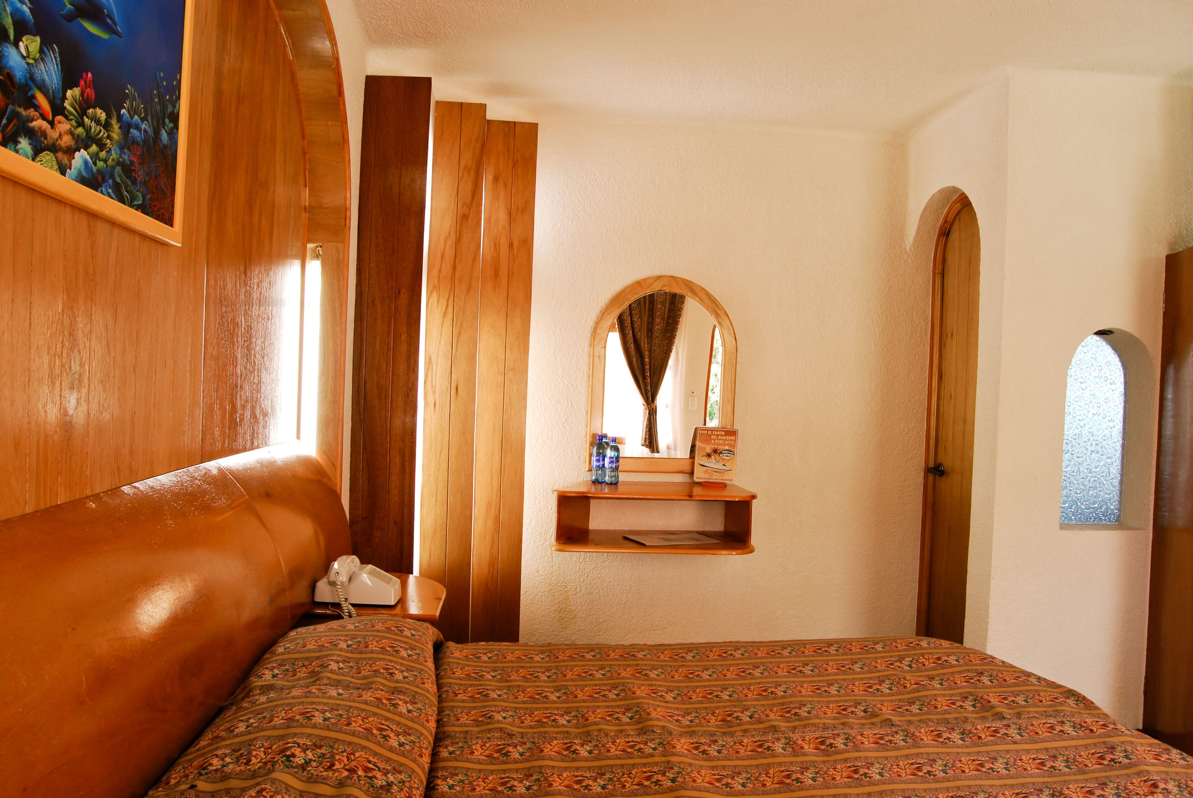 标准房 | 免费 WiFi、床单