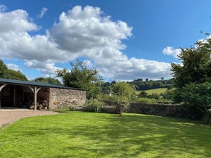 Property grounds - 4 bedroom accommodation in Skenfrith, near Monmouth (Skenfrith, near Monmouth)