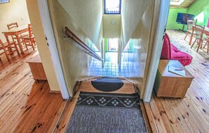 Interior - 2 bedroom pet friendly home in Legbad (Legbad)