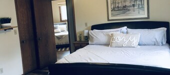 Warm and cozy property<br>2 miles to Mayo and St. Mary’s. 4 bedrooms, 3 bathrooms.<br>