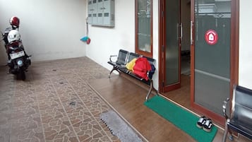 Halaman properti