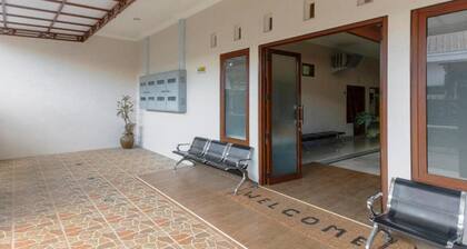 OYO 3314 Syariah House