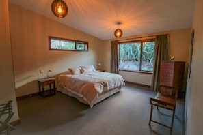 1 dormitorio, escritorio, tabla de planchar con plancha y wifi gratis