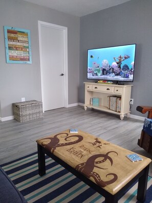 TV connectée, lecteur de DVD, vidéothèque