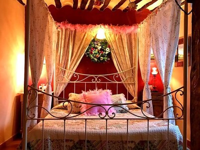 Rural house the Fifth of Malu, Romantic hotel in Cuenca, romantic getaways