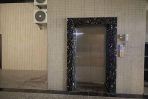 Unclassified image, 3 of 147, button - Wonderful Hotel (Huidong)