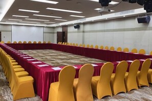 Unclassified image, 4 of 147, button - Wonderful Hotel (Huidong)