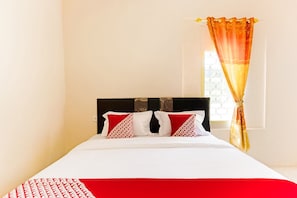 Room - OYO 3252 Lansano Residence (Padang)