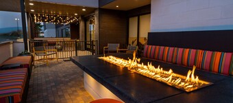 Home2 Suites by Hilton Corona