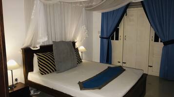 Desk, iron/ironing board, free WiFi