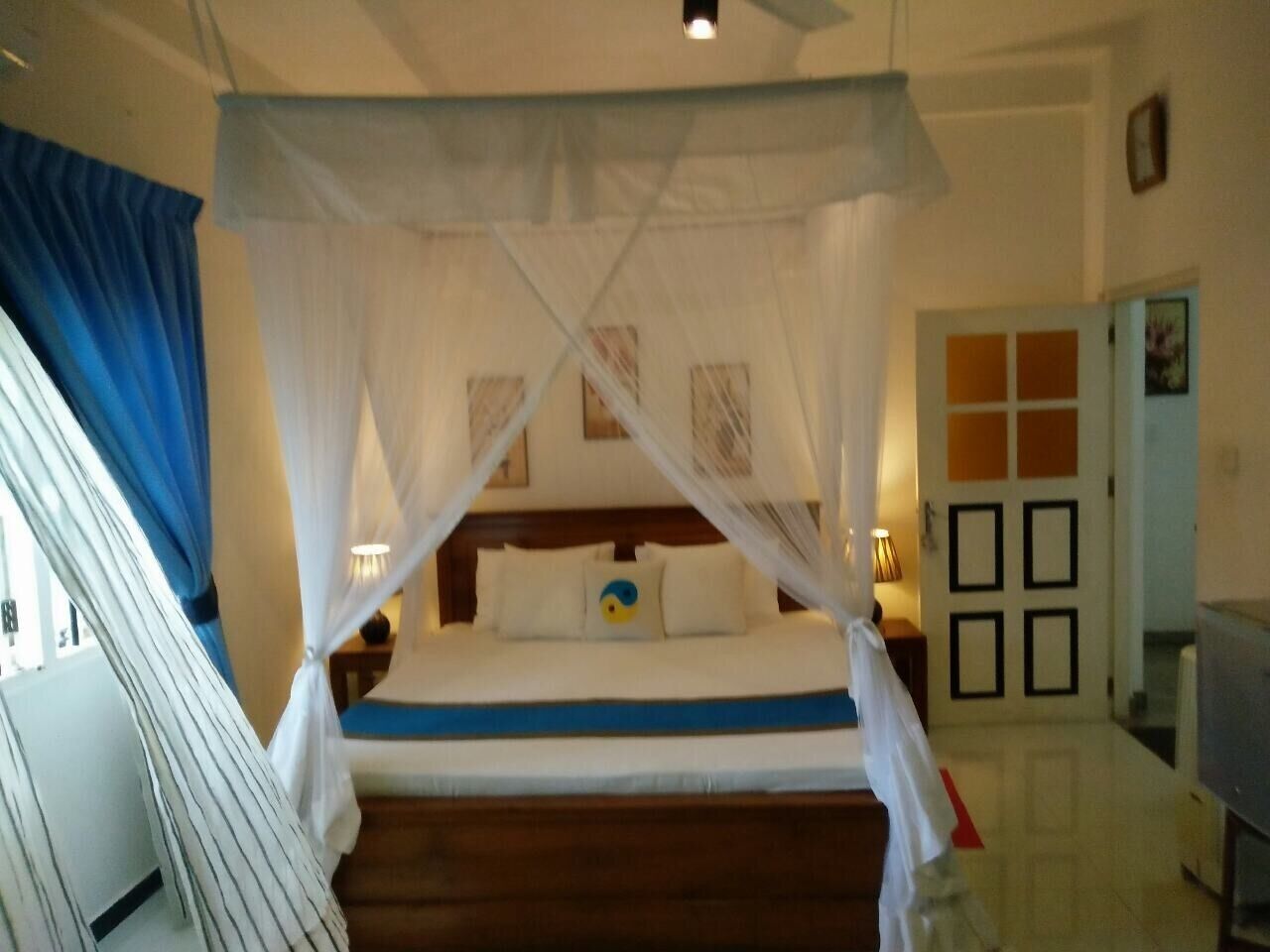 Luxury Double Room | Desk, iron/ironing board, free WiFi