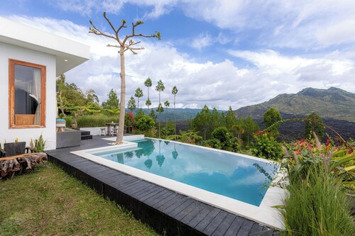 Sari Sky Villa