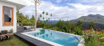 วิลล่าสกายสารี