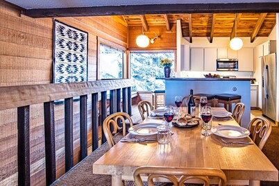 Snow Creek 1553 - Ski-in/Ski-out + Pool & Hot Tub