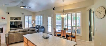 Chandler Retreat w/ Pool, Hot Tub & Grill!