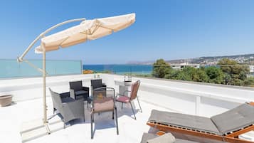 Premium Suite with Terrace and Sea View | 1 bedroom, Egyptian cotton sheets, premium bedding, memory-foam beds