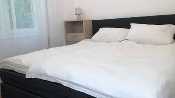 3 chambres, fer et planche à repasser, Wi-Fi