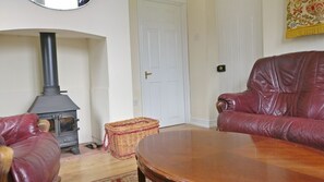 Interior - Self contained ground floor flat in peaceful location, excellent views and walks (Bromyard)