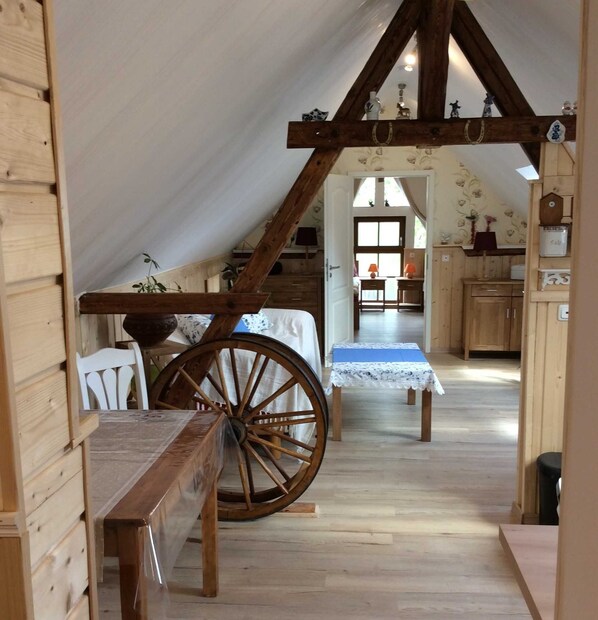 Imagen sin descripción, 1 de 18, botón