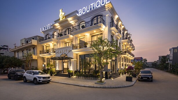 ด้านหน้าที่พัก