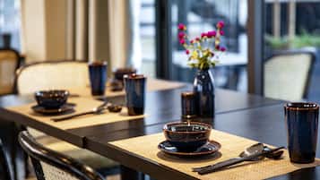 Café da manhã, almoço e jantar