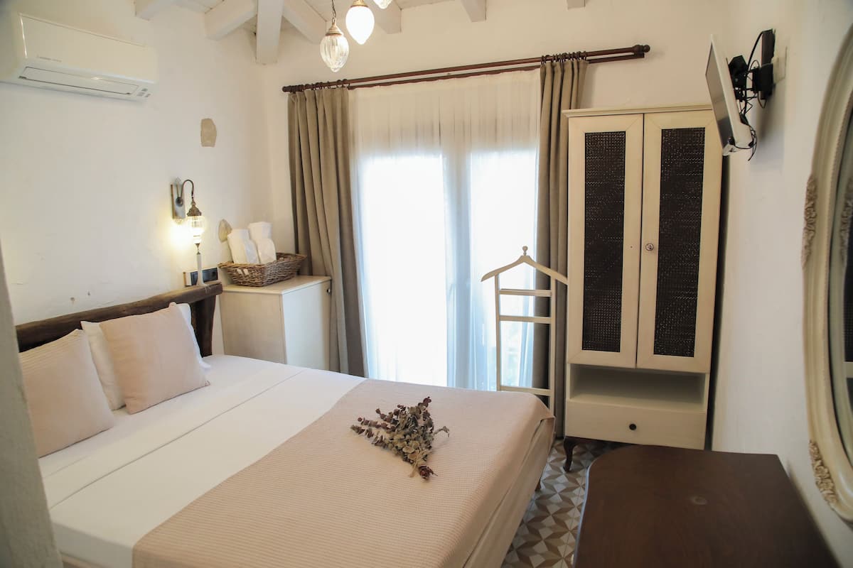 Traditional Room