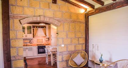 House with private pool and air conditioning