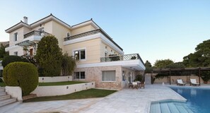 Exterior - Sublime Luxurious homm Villa in Paiania (Agios Nikolaos)
