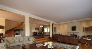 Interior - Sublime Luxurious homm Villa in Paiania (Agios Nikolaos)