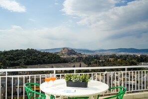Balcony view - 54m² homm Penthouse with Acropolis view (Athens)