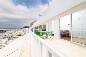 Exterior - 54m² homm Penthouse with Acropolis view (Athens)