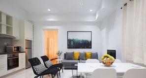 Apartment, 1 Bedroom | Living area
