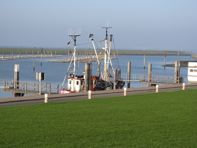 Vacation apartment de Vries, directly at the wave park