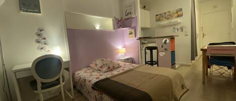 1 soveværelse, skrivebord, strygejern/strygebræt, gratis Wi-Fi