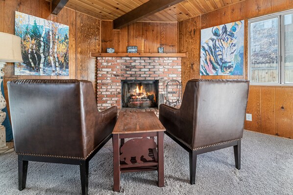 Interior - Amazing Views! 3,000 sq ft cabin!  Hot Tub, & Game Room! (Big Bear City)