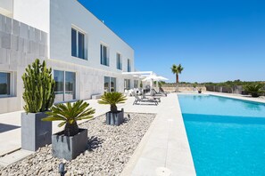 Alberca al aire libre 