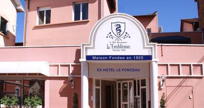 L'Embleme Boutique Hotel