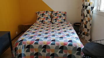 Silitysrauta/-lauta, ilmainen Wi-Fi, vuodevaatteet, pääsy pyörätuolilla