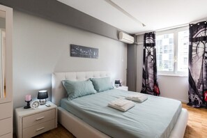 Apartment | 2 bedrooms, blackout curtains, iron/ironing board, free WiFi - Apartment Near Acropolis (Athens)
