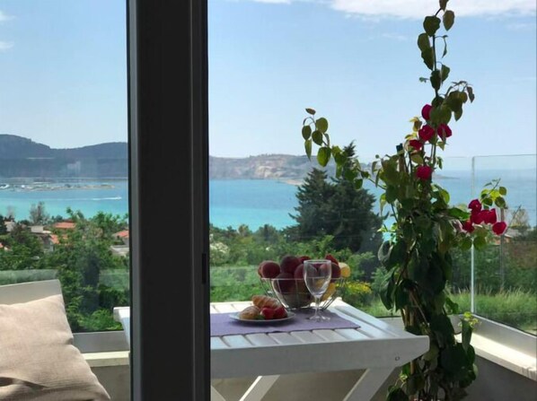 컴포트 아파트 | 발코니