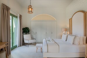 1 bedroom, iron/ironing board, WiFi, bed sheets - Manoglia Suite by Casa Di Fiori Andros Suites (Γαύριο)