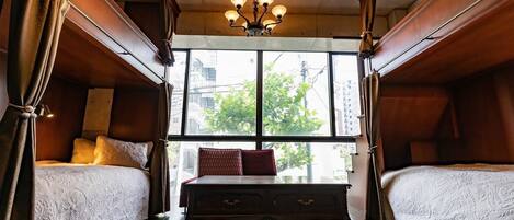 1 camera, una scrivania, Wi-Fi gratuito, lenzuola