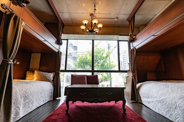 1 chambre, bureau, Wi-Fi gratuit, draps fournis