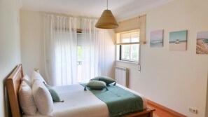 4 Schlafzimmer, Bügeleisen/Bügelbrett, WLAN, Bettwäsche