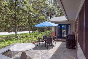 1 Cassina Lane- Yard Patio and Grill